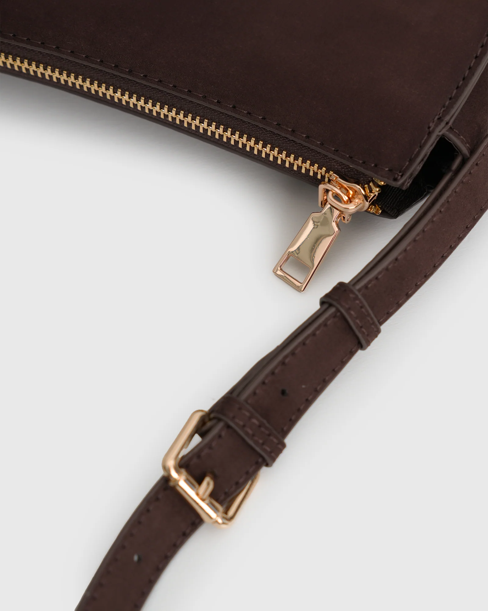 BELGIUM Baguette Shoulder Bag - Image 3