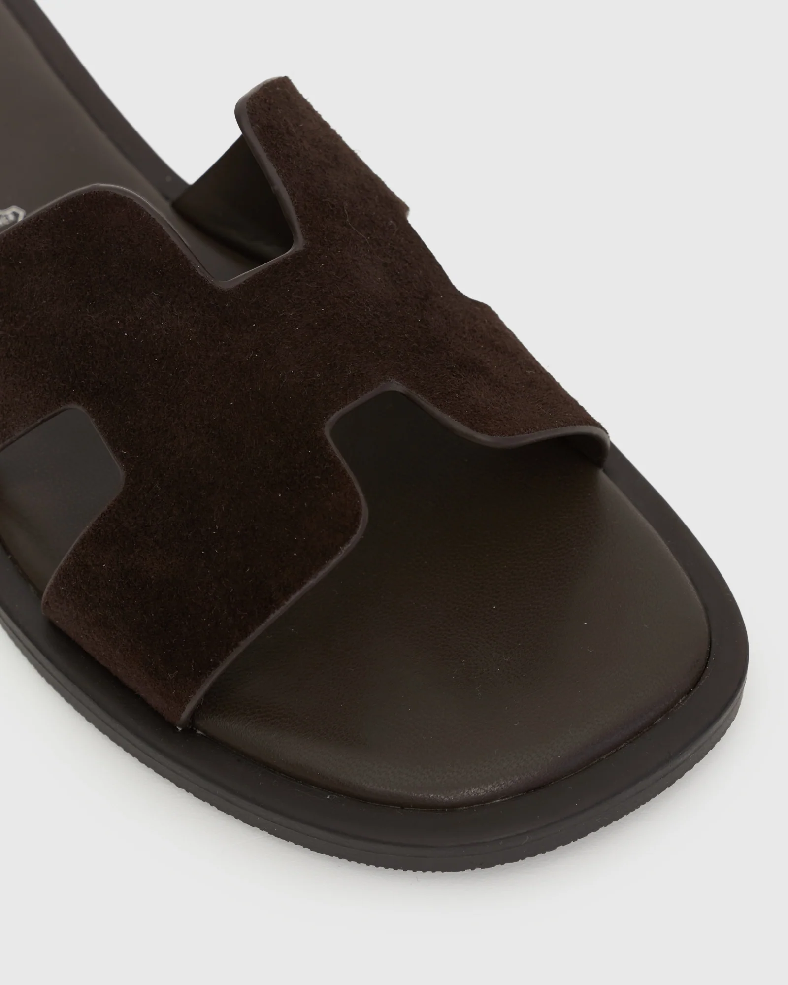 VIV Leather Flat Sandals - Image 2