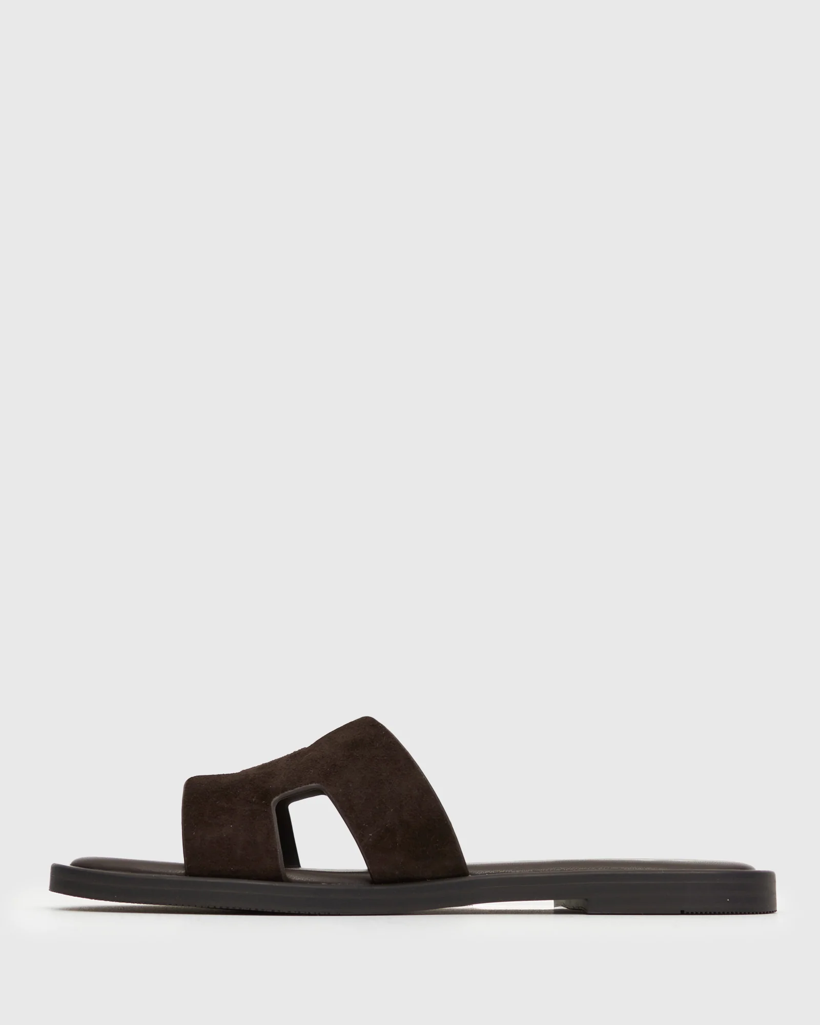 VIV Leather Flat Sandals - Image 3