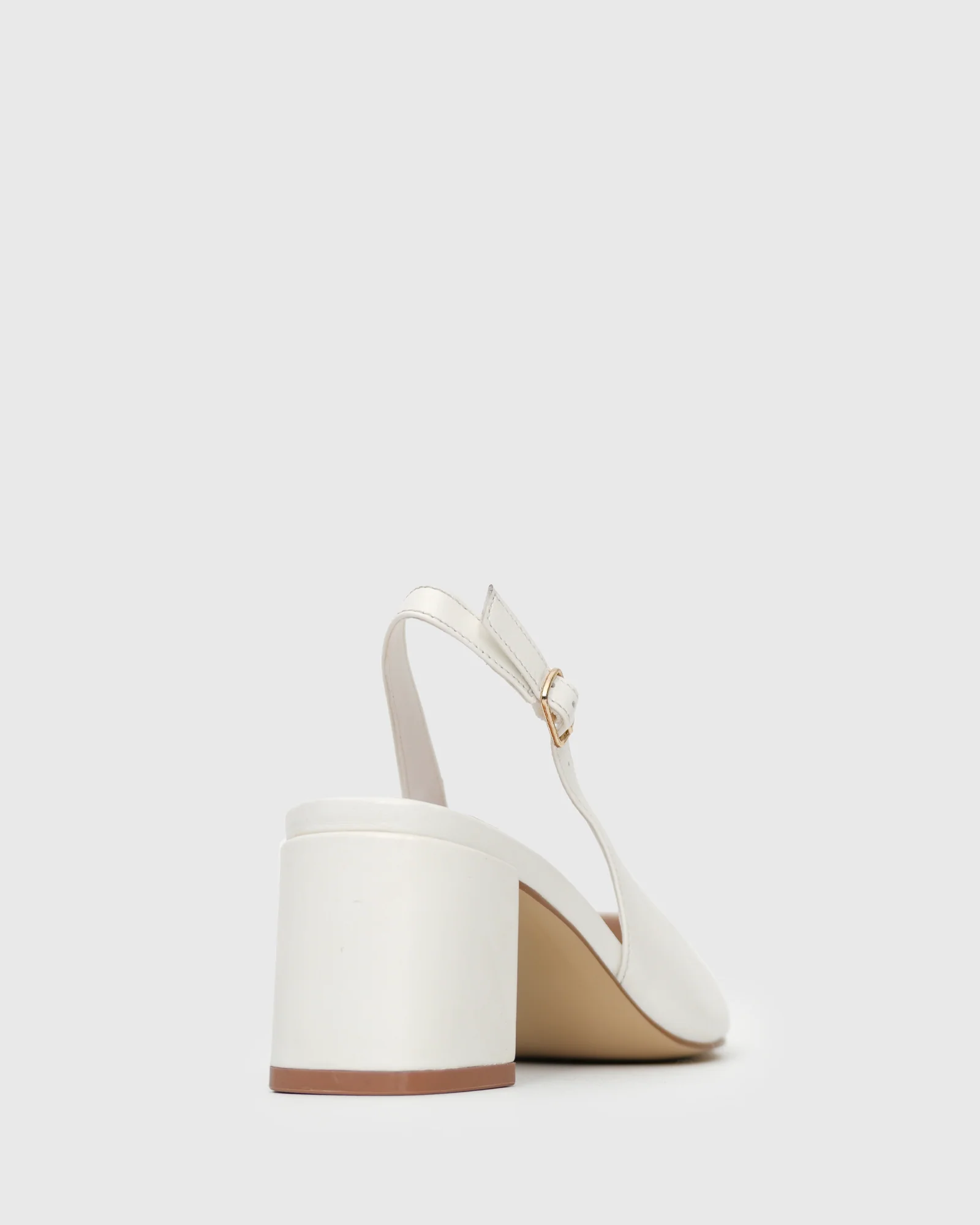 Wider Fit KENDRA Leather Pointed Toe Slingback Pumps - Image 4